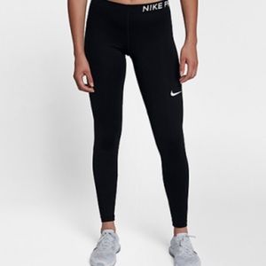 Black Nike pro leggings